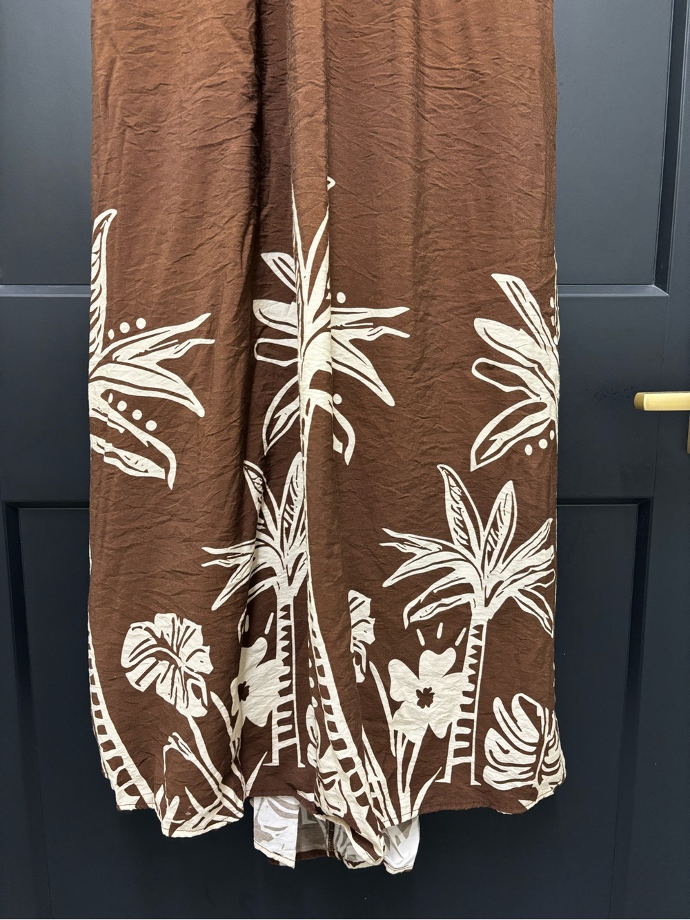 Abercrombie & Fitch Brown Bra Free Clasp Back Flowy Maxi Dress Palm Tree - Picture 3 of 9